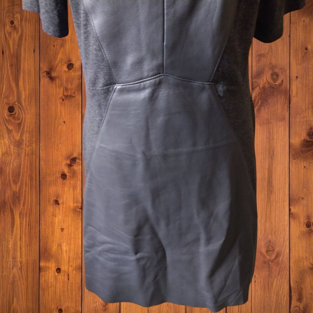 Michael Stars Women's Medium Gray Leather Front Mixed Media Short Sleeve Dress - Picture 5 of 7